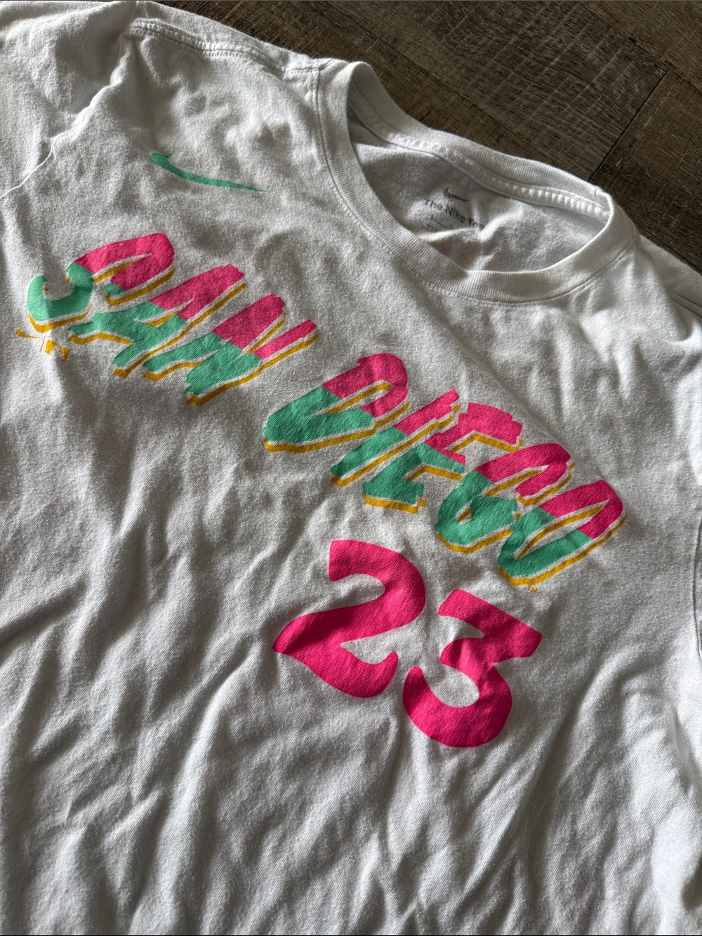 Nike San Diego Padres Tatis #23 White City Connect T-shirt Tee Pink Green Size M - Picture 3 of 6